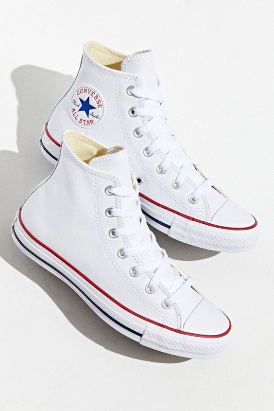 Bílé plátěné Converse tenisky